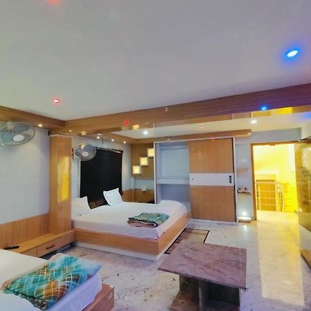 The Maheshwari Residency Hotel Ayodhya Ngoại thất bức ảnh